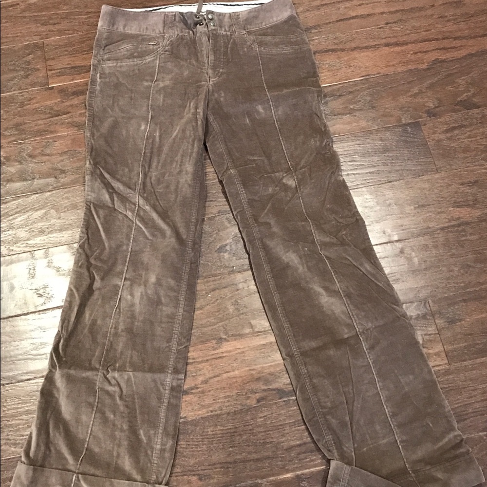 Woman’s Pants by Athleta